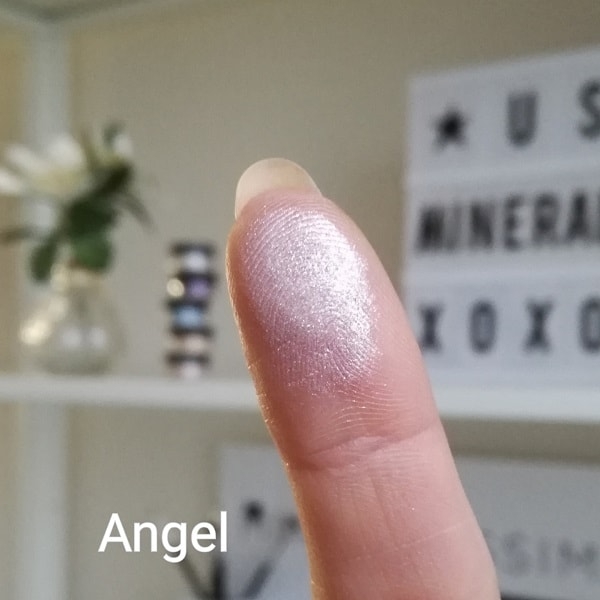 Minerale oogschaduw Angel