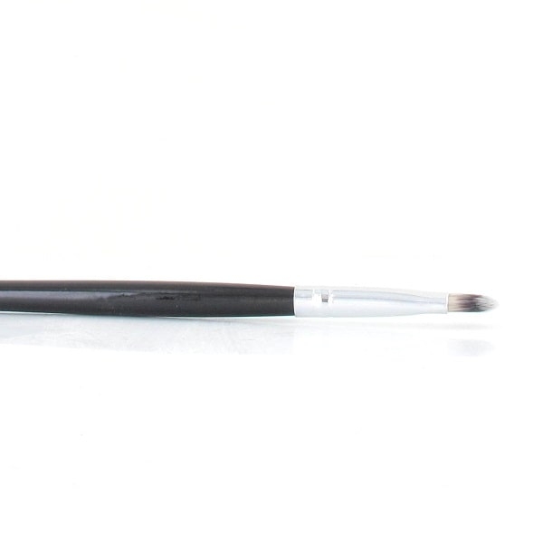 Small eyeshadow brush